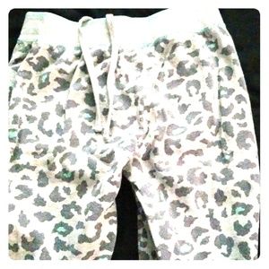 Lepored print sweats